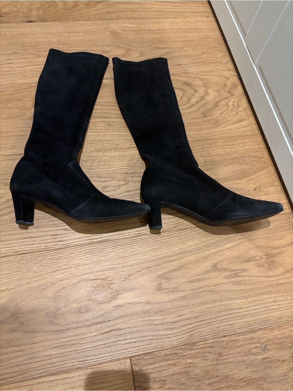 Stuart Weitzman Black Knee-High Suede Pointed-Toe Boots